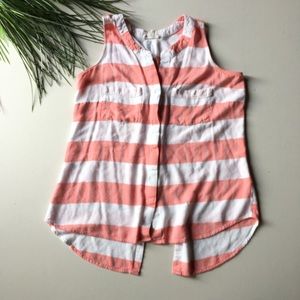 Cupio sleeveless button slit back stripe top